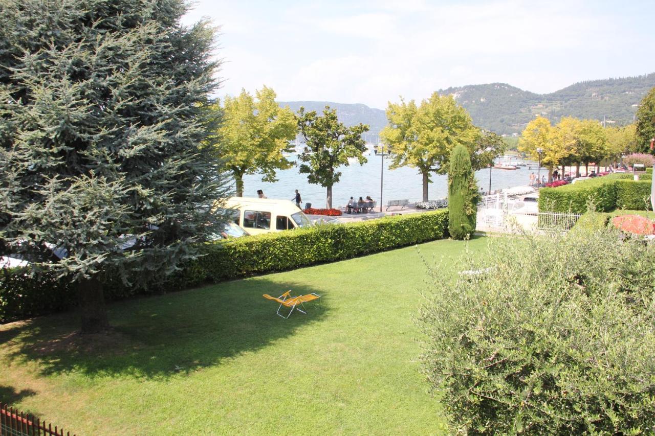 Apartment Bardolino Lake Front Exterior photo