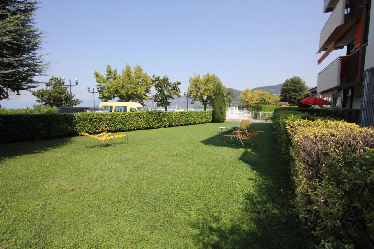 Apartment Bardolino Lake Front Exterior photo